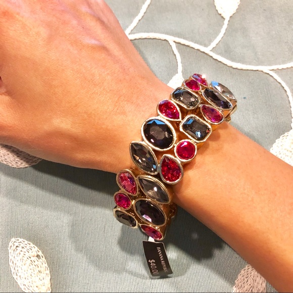 NWT Banana Republic Crystal Statement Bracelet - Picture 1 of 5